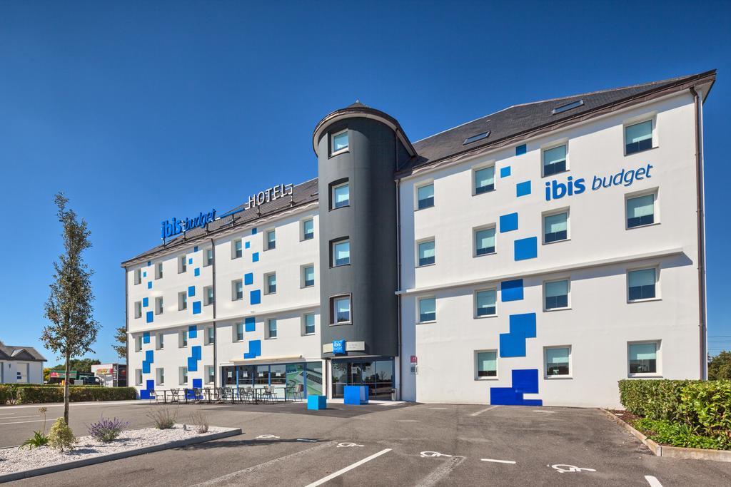 Ibis Budget La Roche Sur Yon Vendespace Mouilleron-le-Captif Екстериор снимка