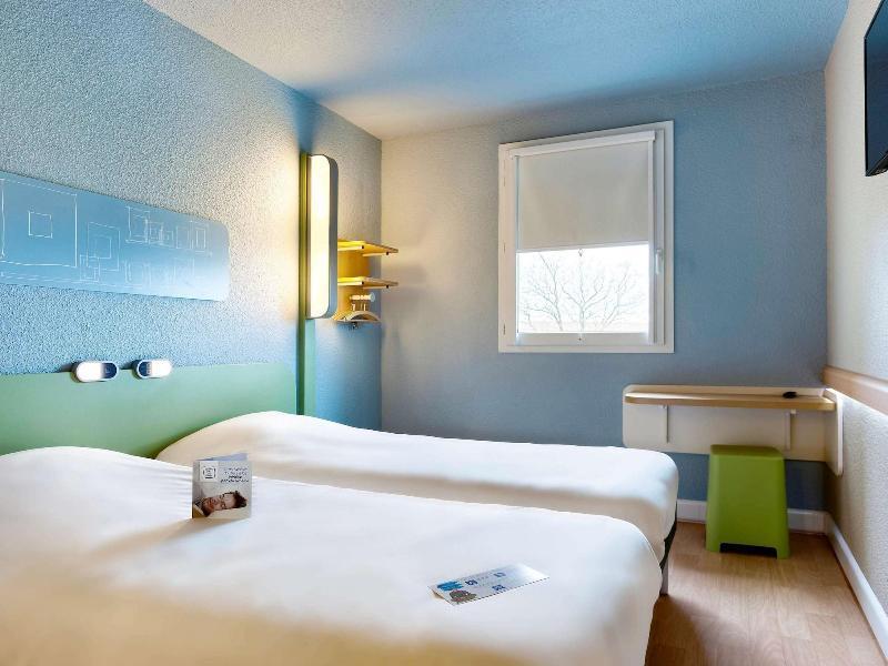 Ibis Budget La Roche Sur Yon Vendespace Mouilleron-le-Captif Екстериор снимка